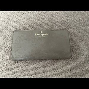 Kate Spade gray wallet